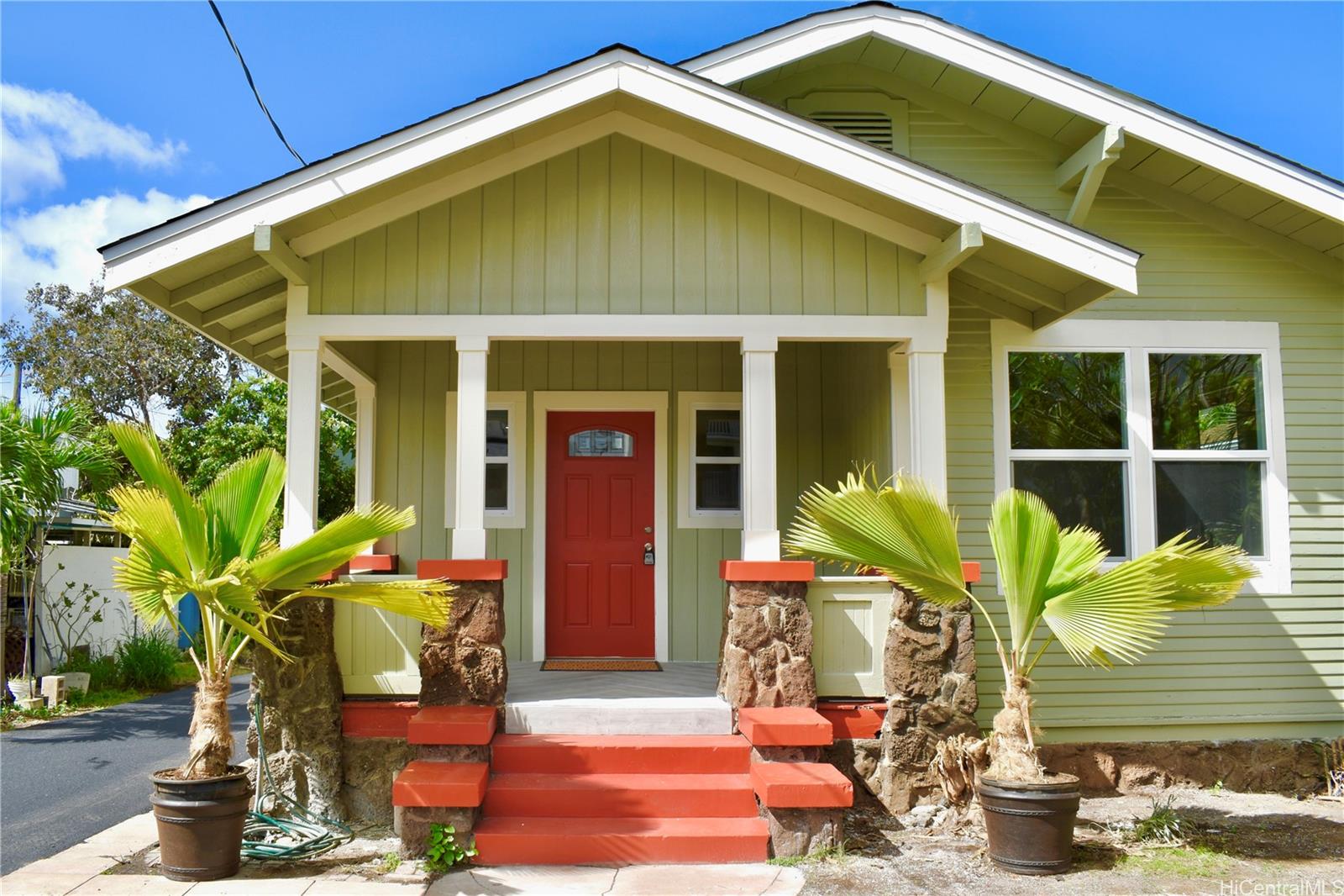 1450  Keeaumoku Street Makiki Area, Honolulu home - photo 2 of 20