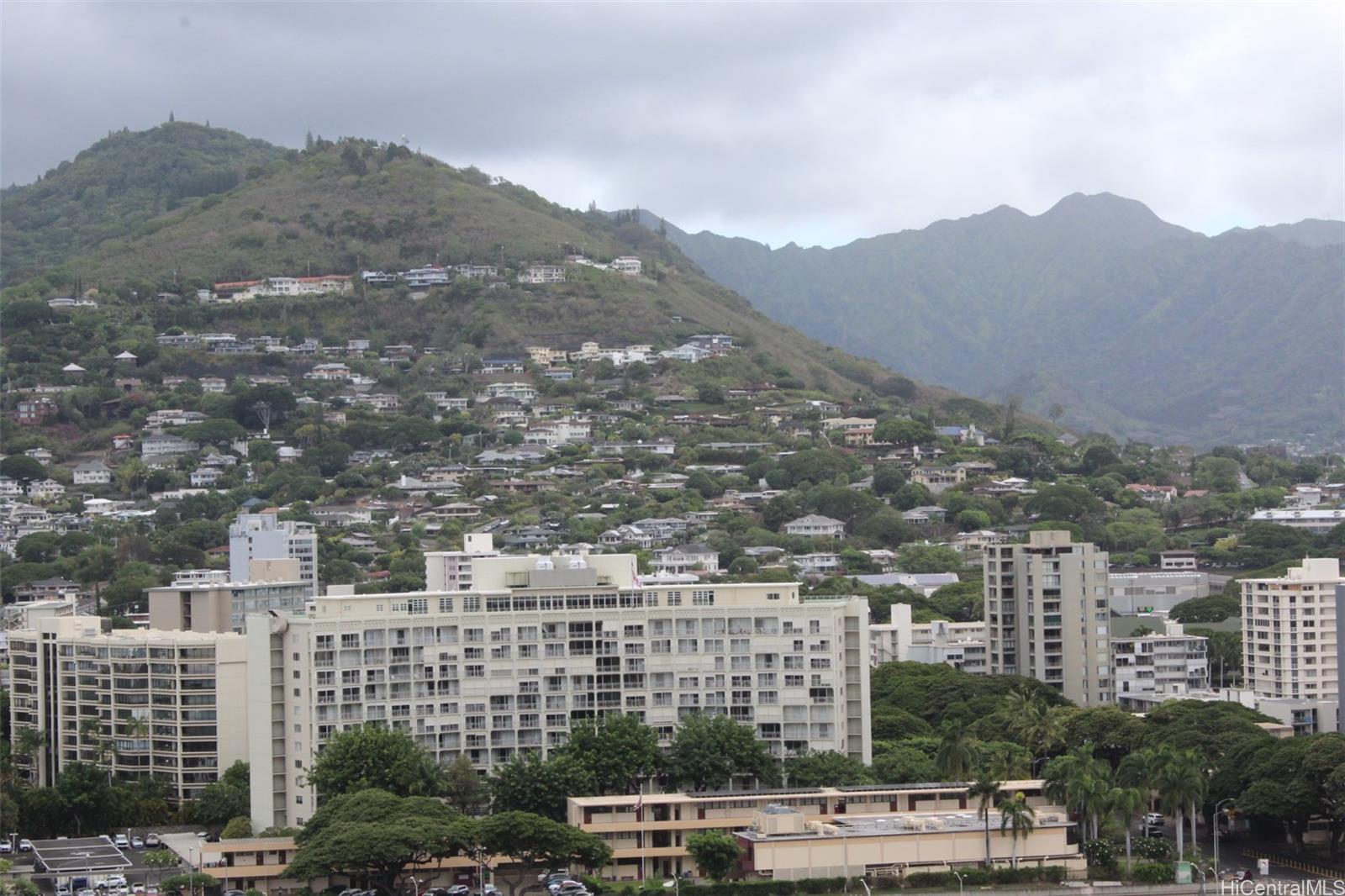 1450 Young St condo # 2506, Honolulu, Hawaii - photo 11 of 14