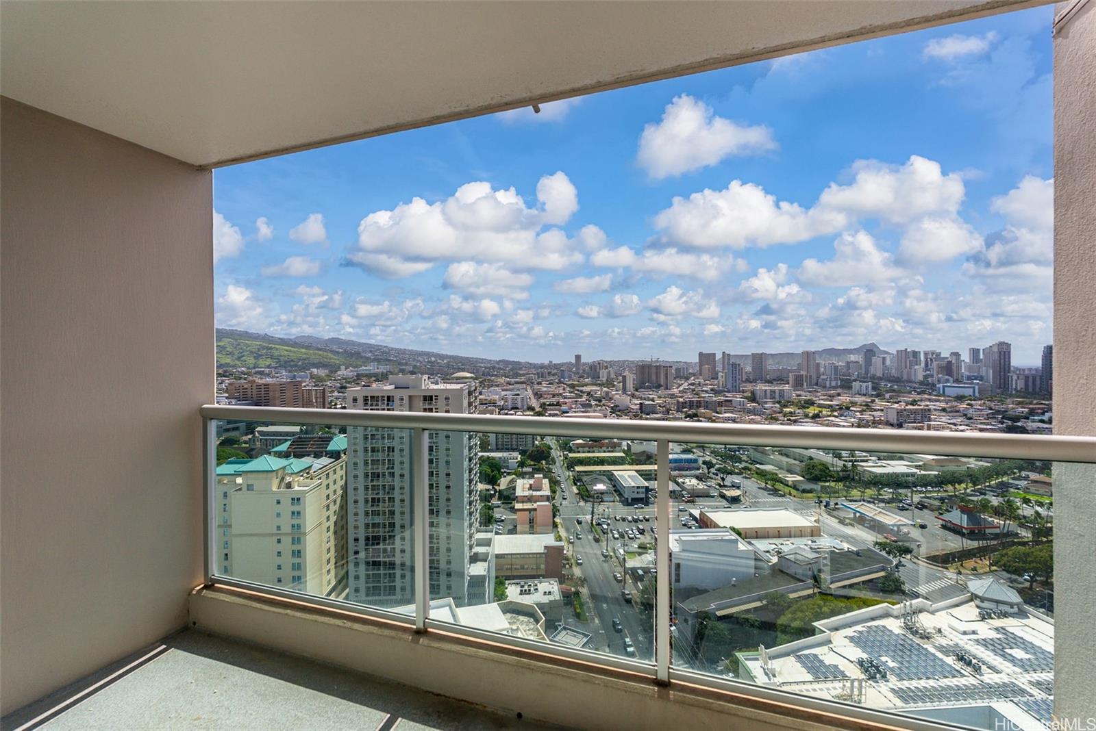 1450 Young St condo # 2701, Honolulu, Hawaii - photo 16 of 20