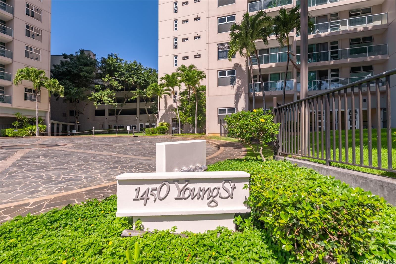 1450 Young St condo # 2701, Honolulu, Hawaii - photo 17 of 20