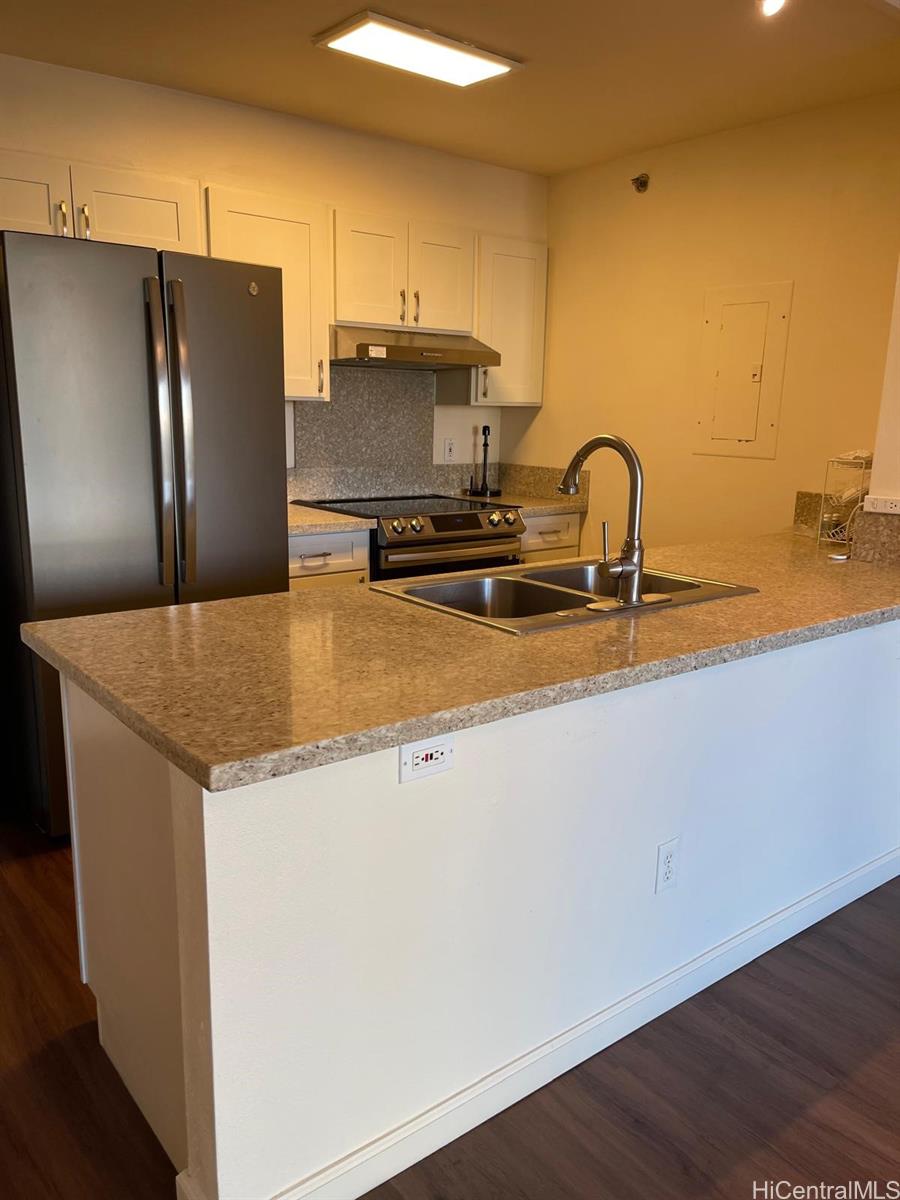 1450 Young St condo # 302, Honolulu, Hawaii - photo 3 of 15