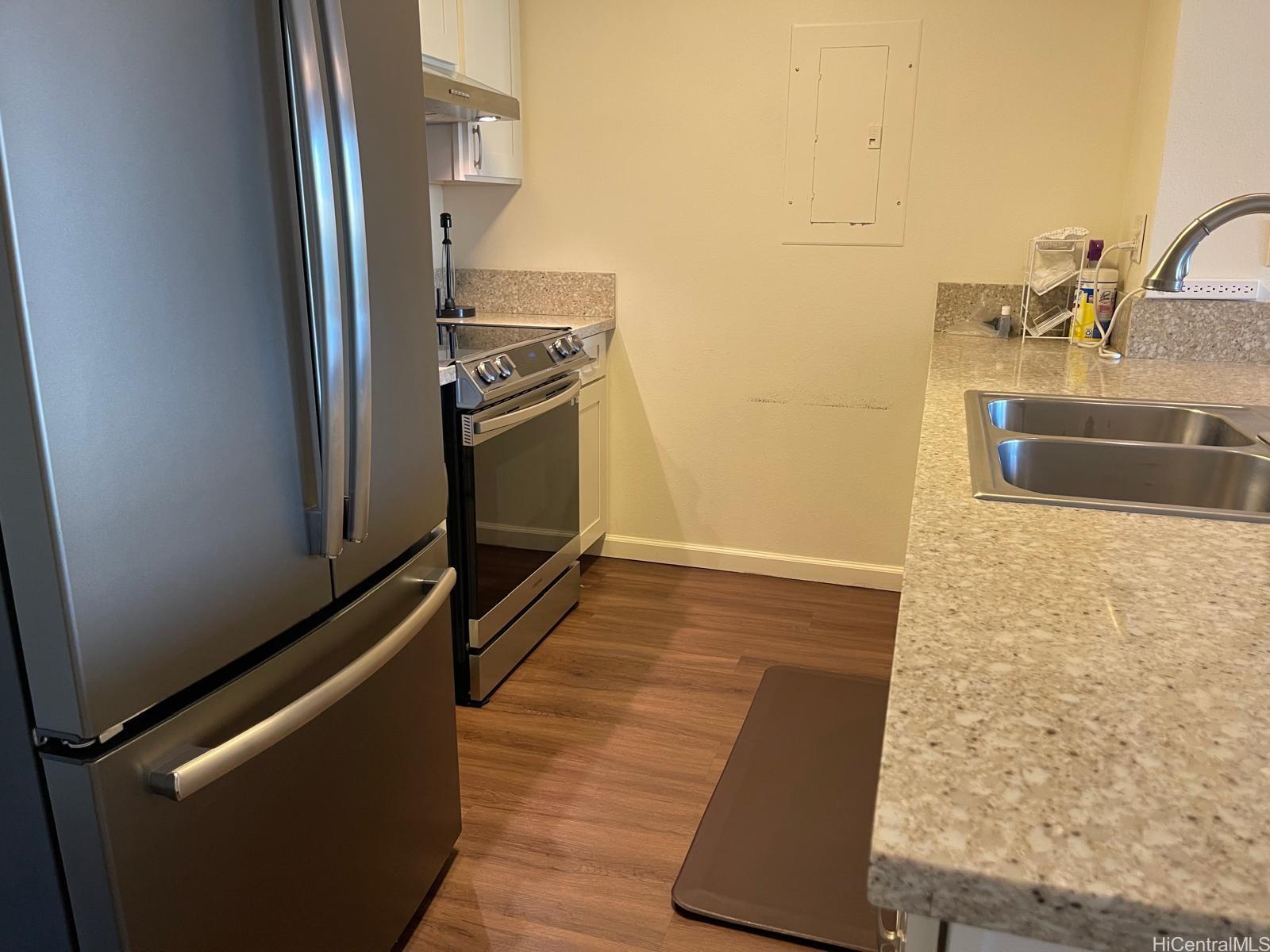 1450 Young St condo # 302, Honolulu, Hawaii - photo 5 of 15