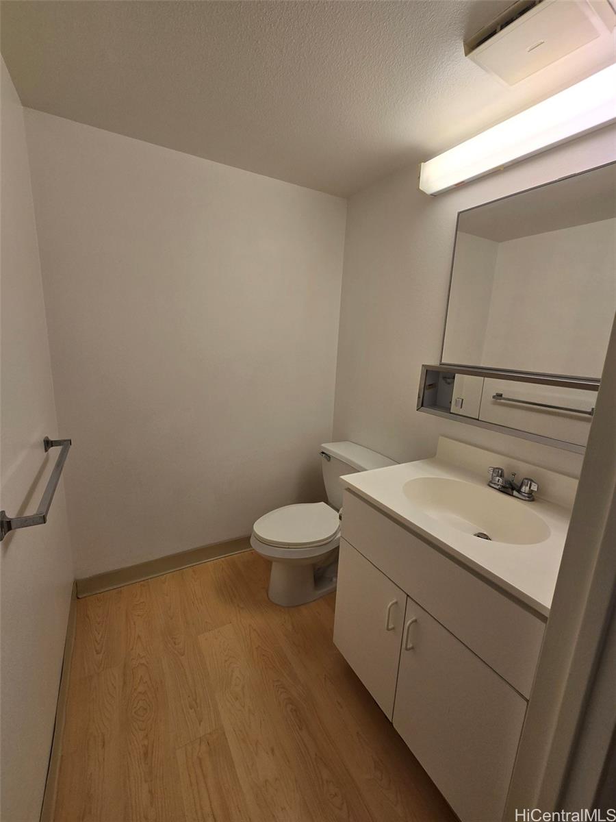 1450 Young Street Honolulu - Rental - photo 6 of 9