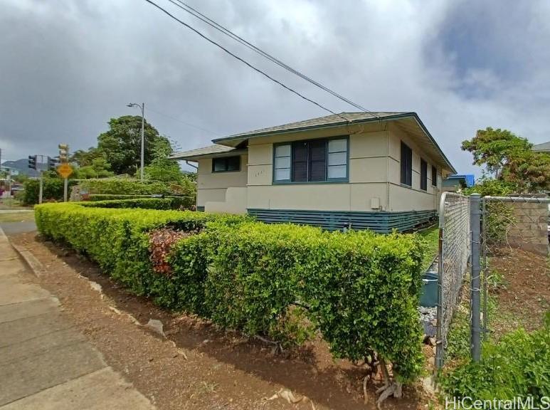 1451 Middle Street Honolulu Hawaii Rental