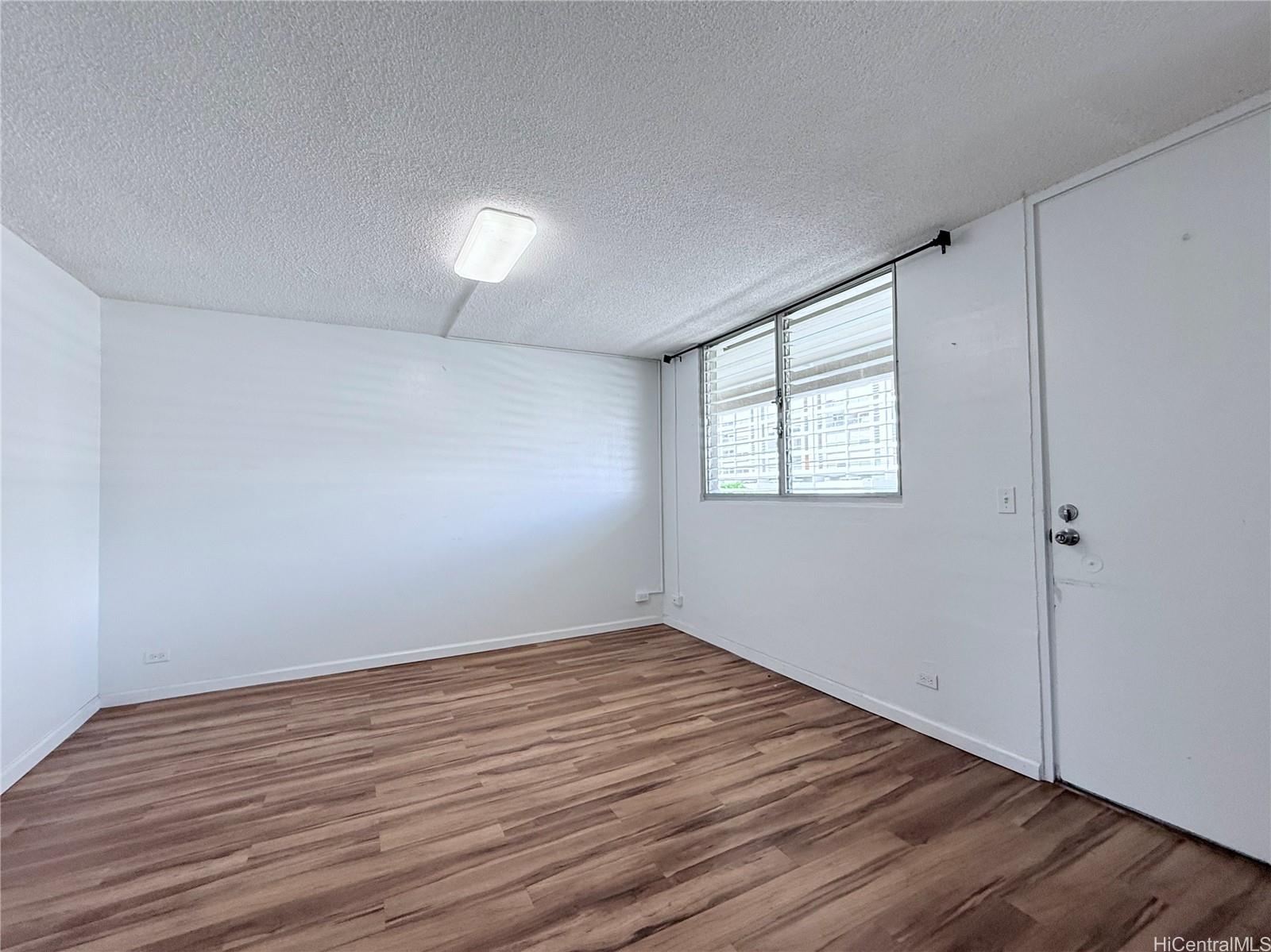 Piikoi Villa condo # 501, Honolulu, Hawaii - photo 3 of 14