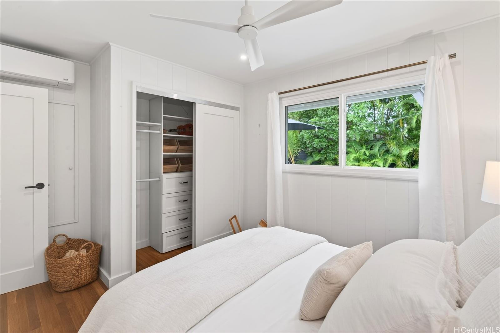 1453  Aalapapa Drive Lanikai, Kailua home - photo 16 of 25