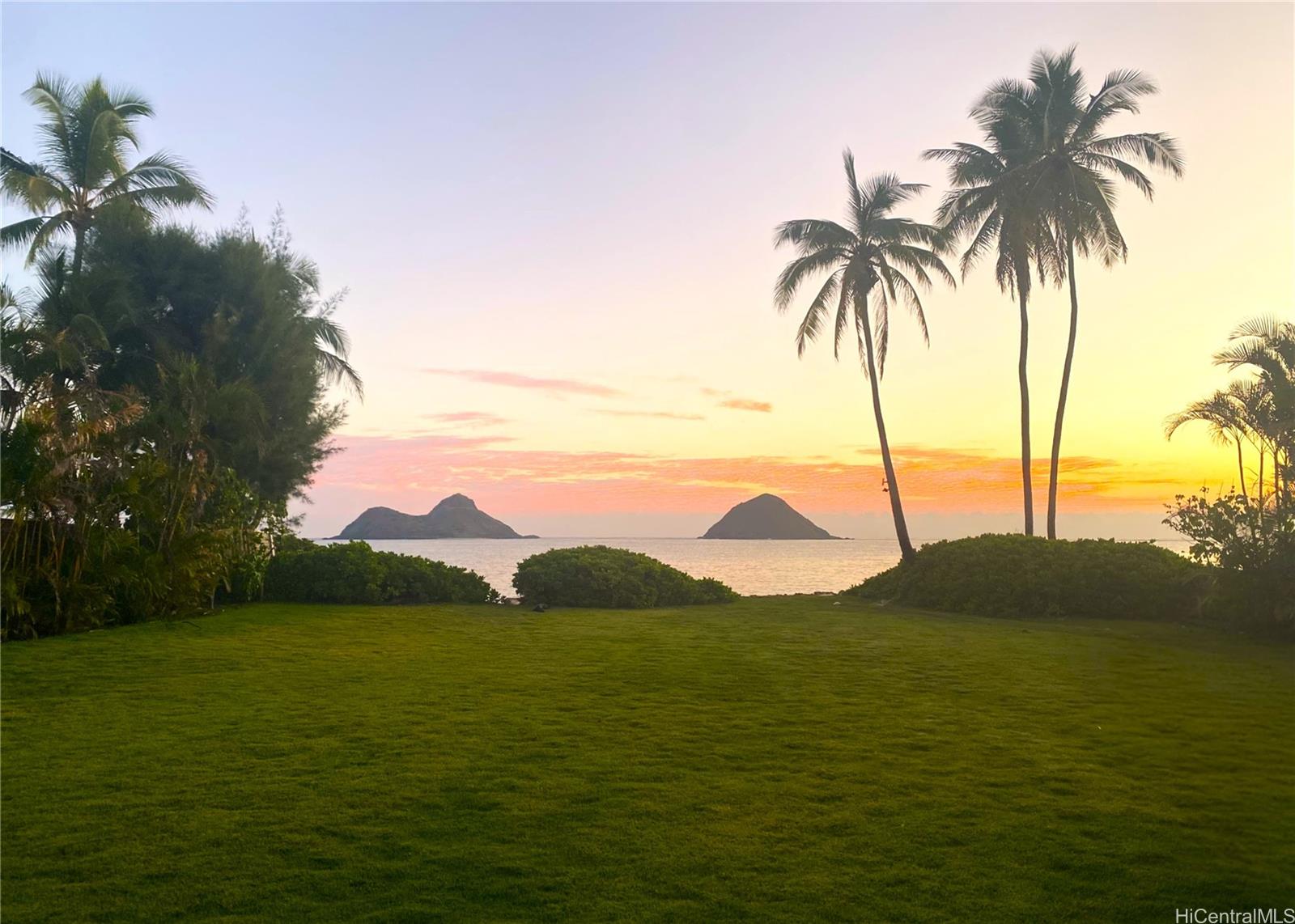 1456  Mokulua Drive Lanikai, Kailua home - photo 12 of 25