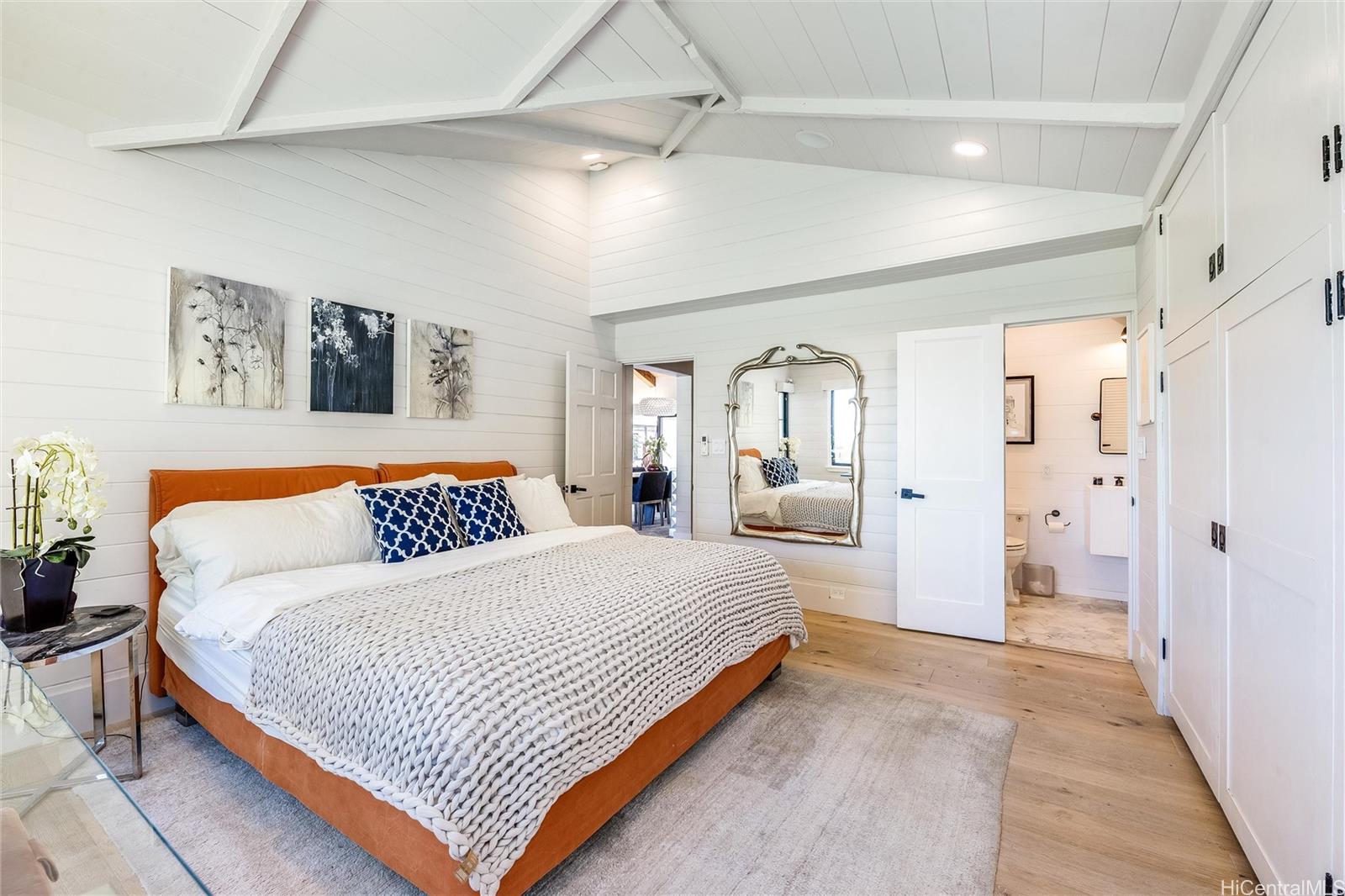 1456  Mokulua Drive Lanikai, Kailua home - photo 14 of 25