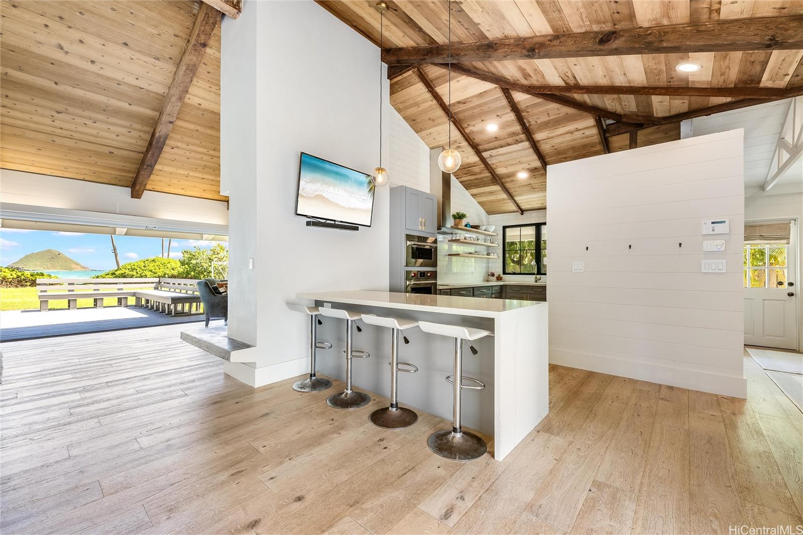 1456  Mokulua Drive Lanikai, Kailua home - photo 6 of 25