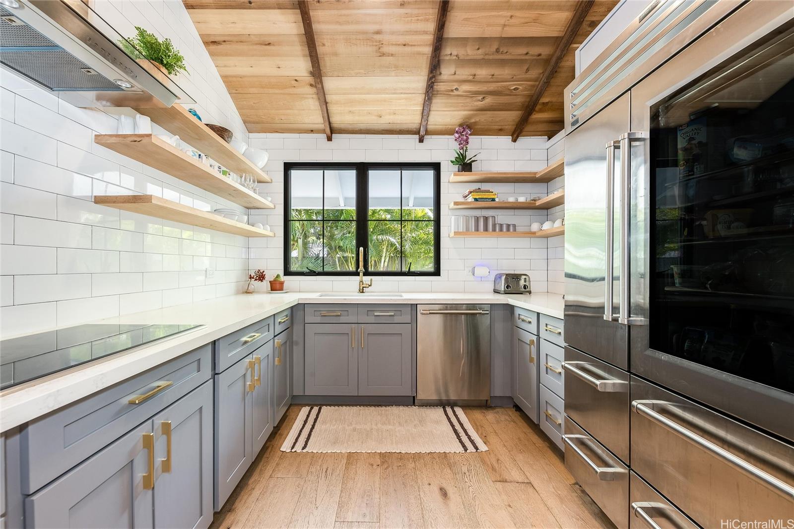 1456  Mokulua Drive Lanikai, Kailua home - photo 7 of 25