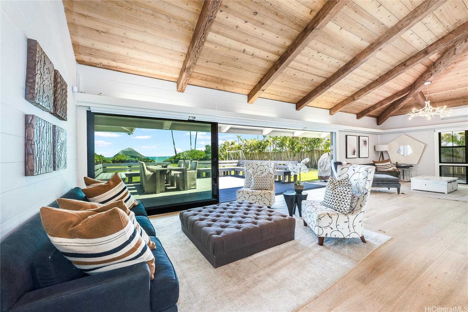 1456  Mokulua Drive Lanikai, Kailua home - photo 10 of 25