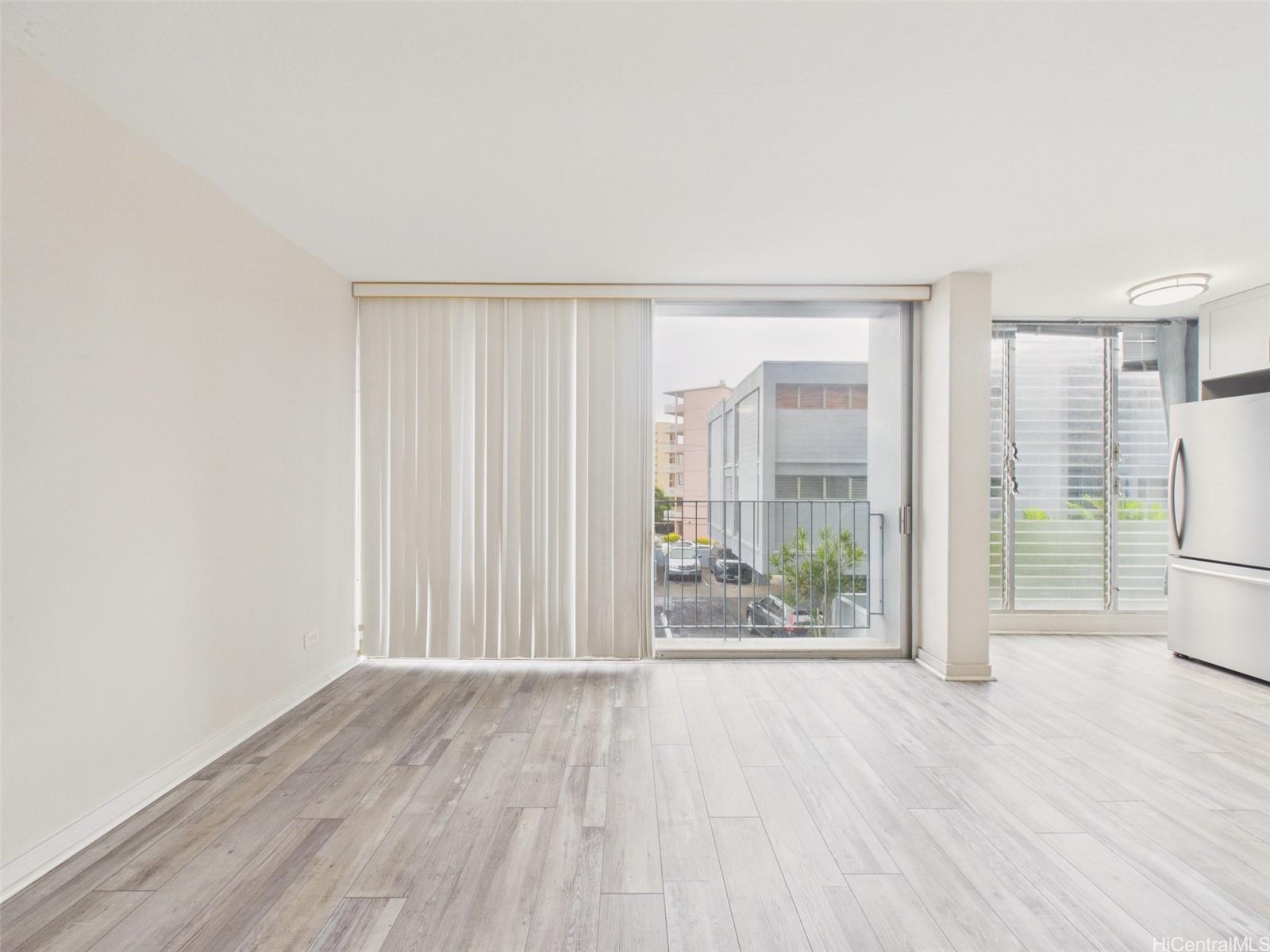 Victoria Mansions condo # A203, Honolulu, Hawaii - photo 8 of 24