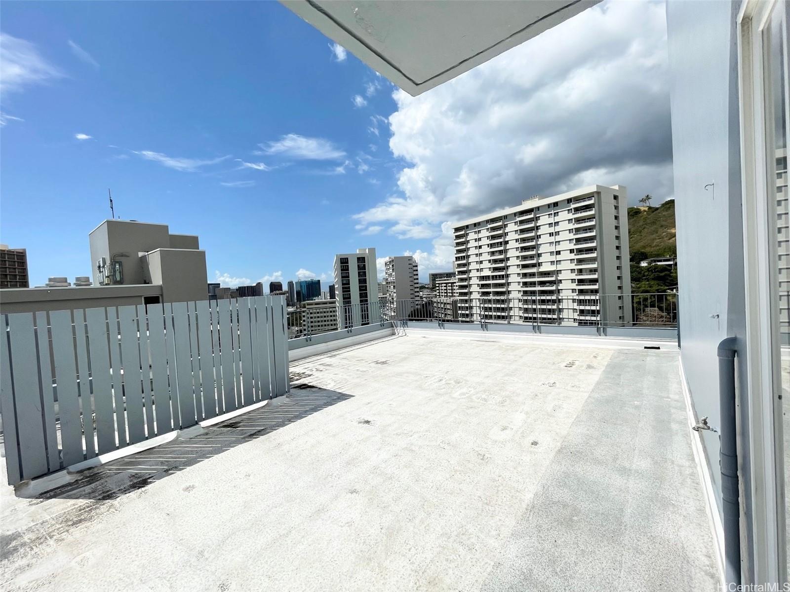 Victoria Mansions condo # APH, Honolulu, Hawaii - photo 13 of 15