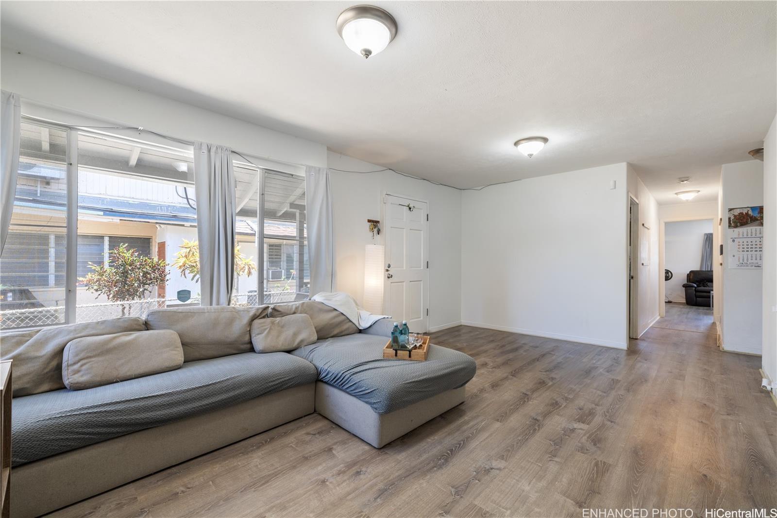 1457  Kokea Street Kapalama, Honolulu home - photo 3 of 22