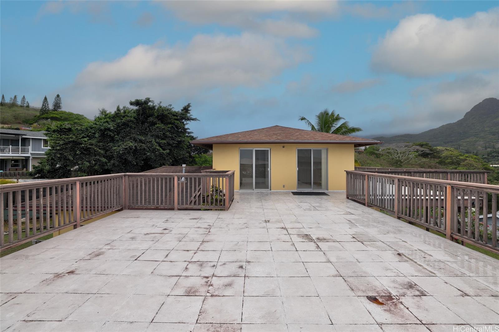 1459  Akamai Street Kailua Bluffs, Kailua home - photo 18 of 25