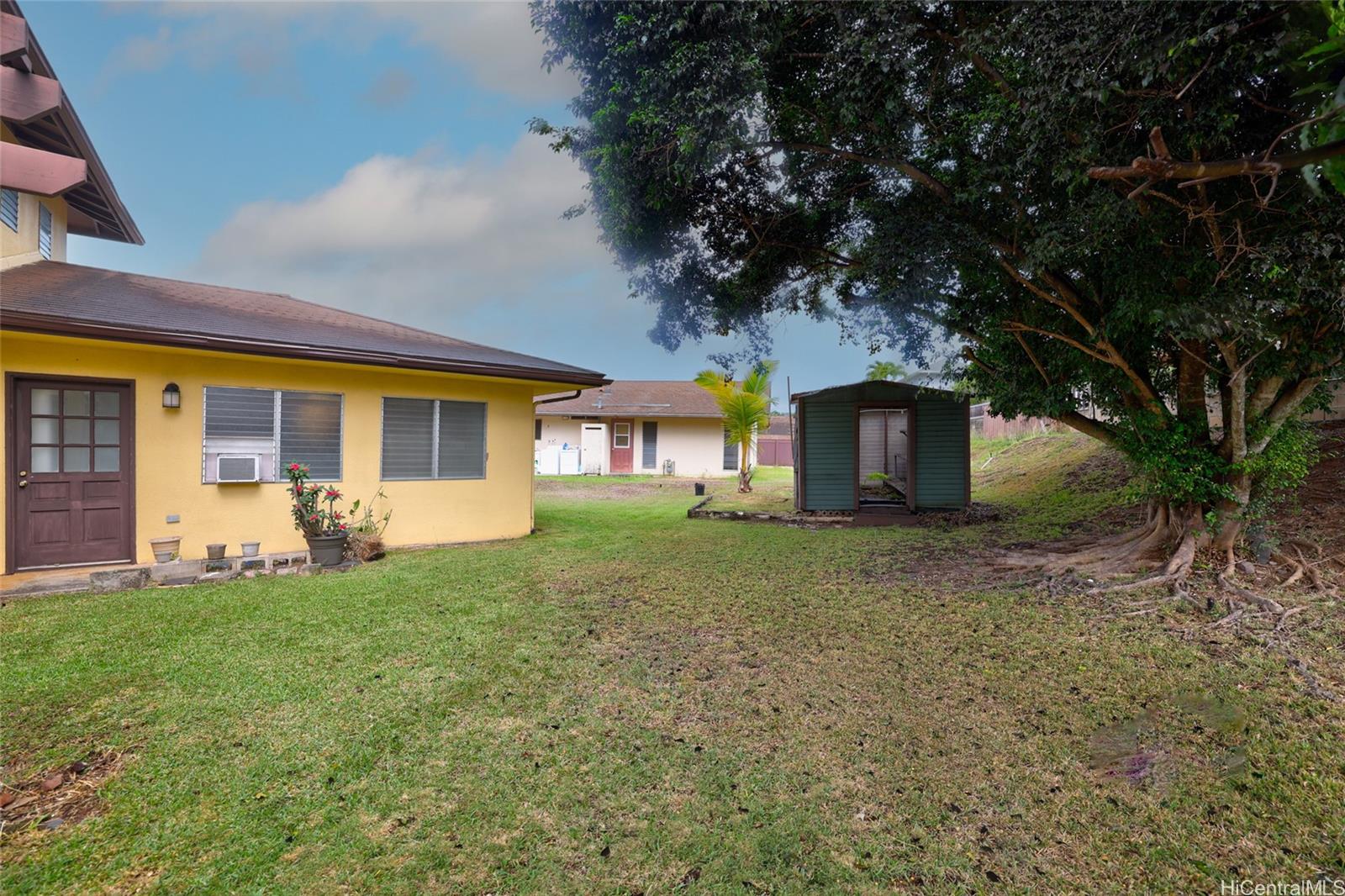 1459  Akamai Street Kailua Bluffs, Kailua home - photo 22 of 25