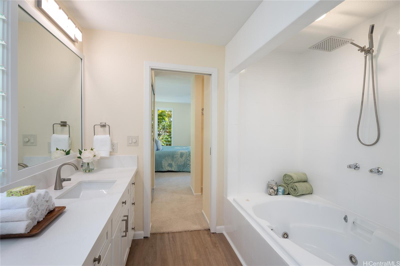 1459  Kalanikai Place Kalani Iki, Diamond Head home - photo 15 of 25