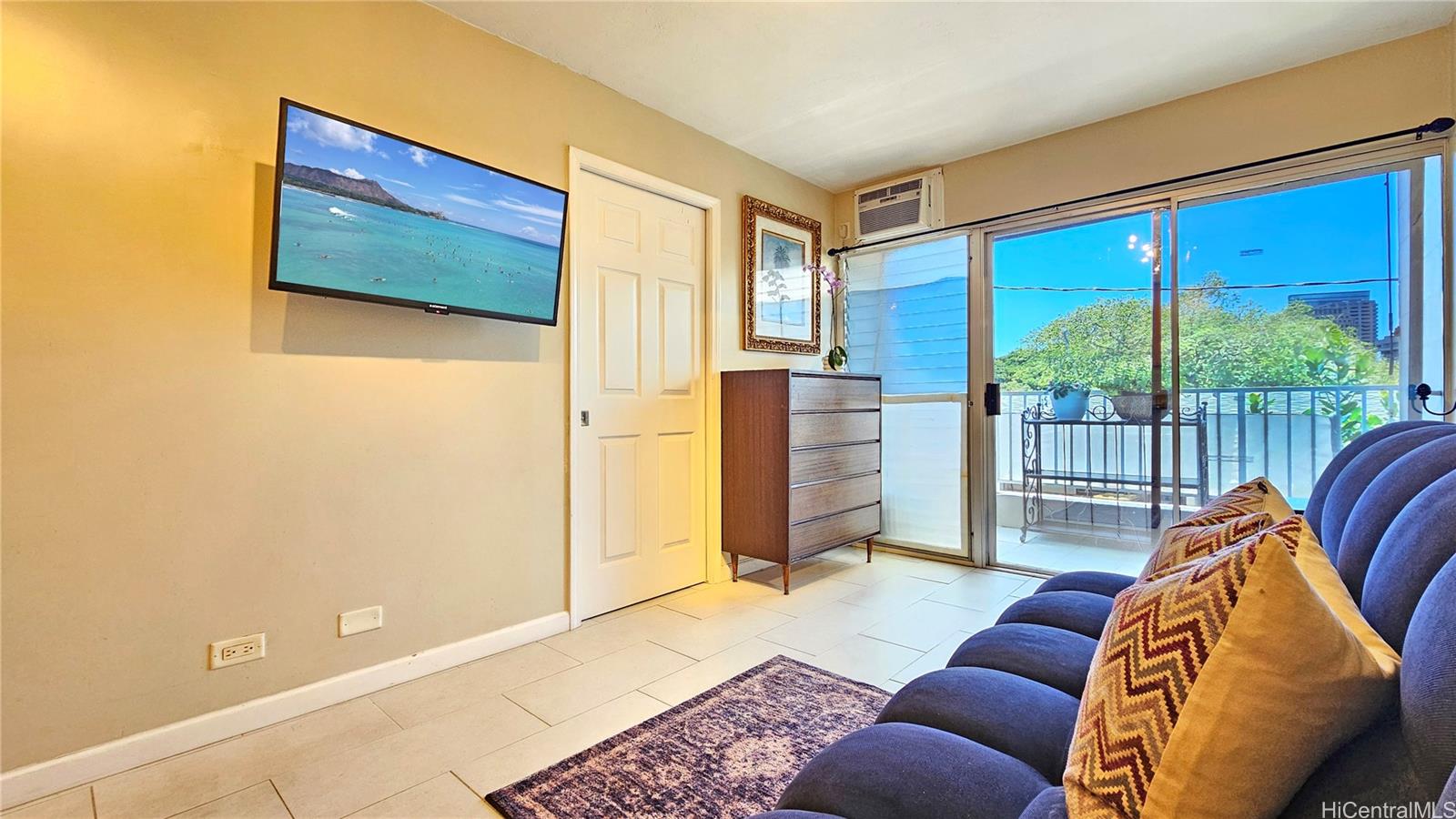 Queens Villa condo # 203, Honolulu, Hawaii - photo 10 of 22