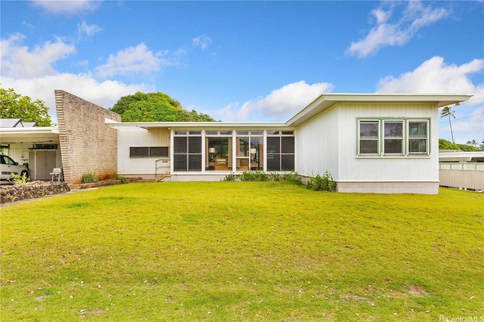 146  Kaluamoo Street Kalama Tract, Kailua home - photo 3 of 20