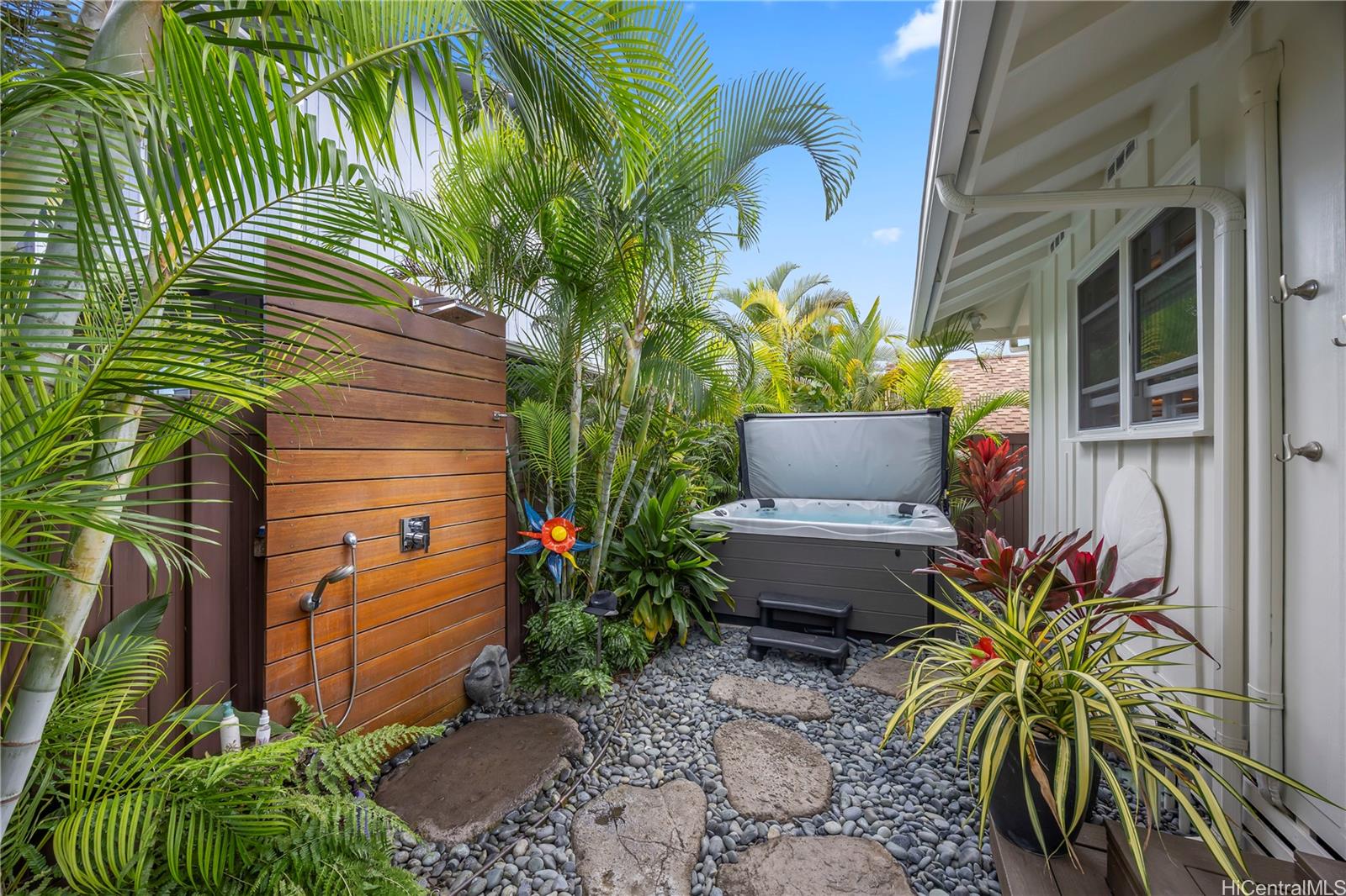 146  Maluniu Ave Kalama/cnut Grov, Kailua home - photo 24 of 25