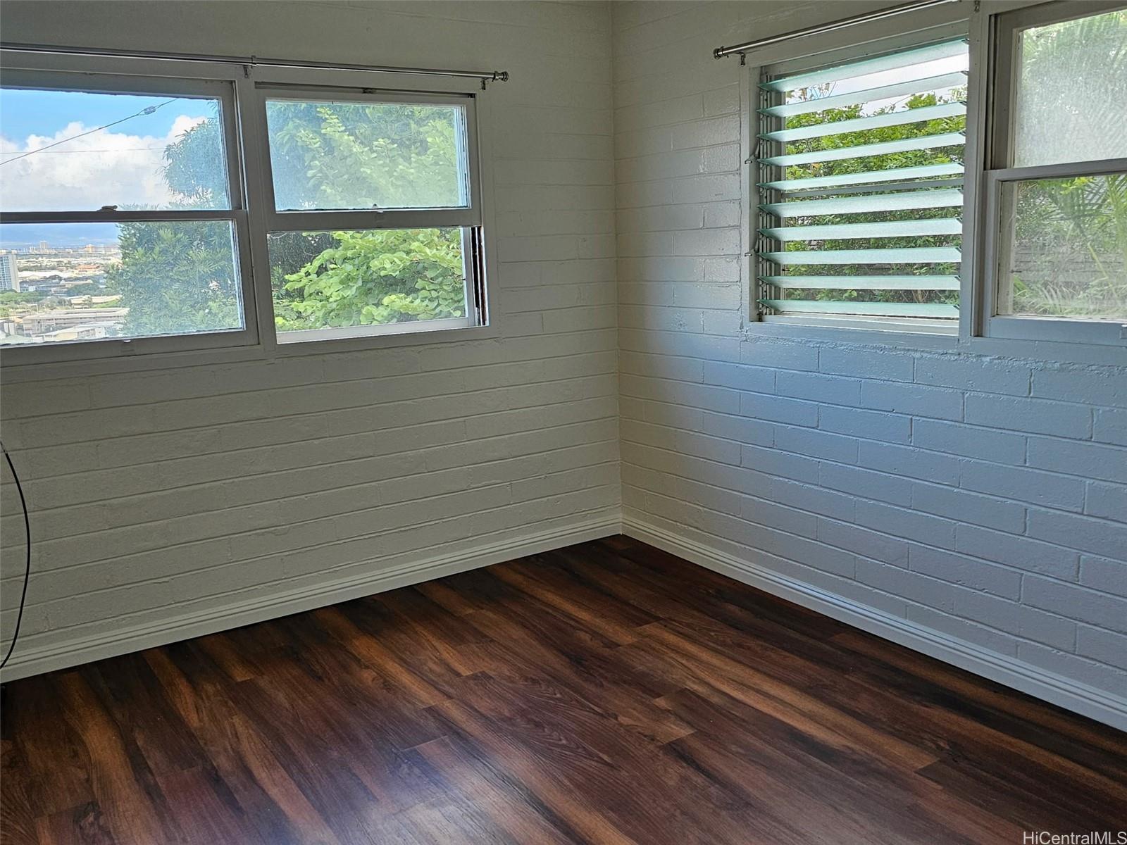 146 Prospect St Honolulu - Rental - photo 2 of 4