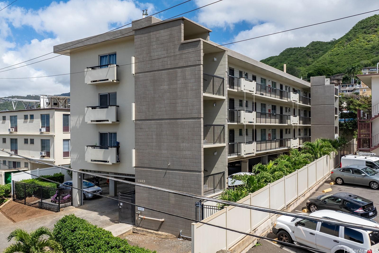 1463 Lusitana Street Honolulu - Multi-family - photo 2 of 13