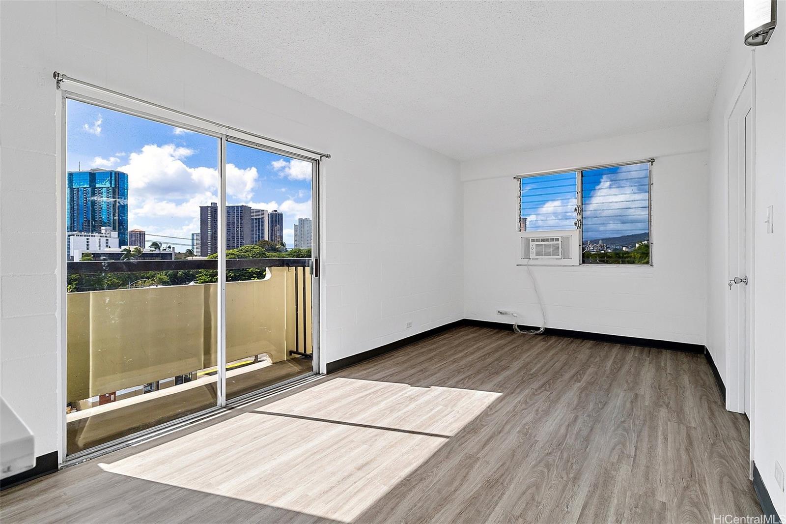 1463 Lusitana Street Honolulu - Multi-family - photo 12 of 13
