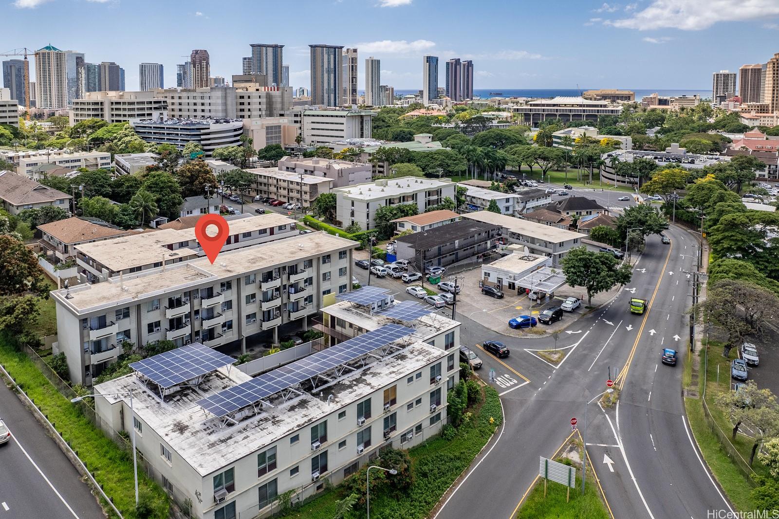 1463 Lusitana Street Honolulu - Multi-family - photo 3 of 13