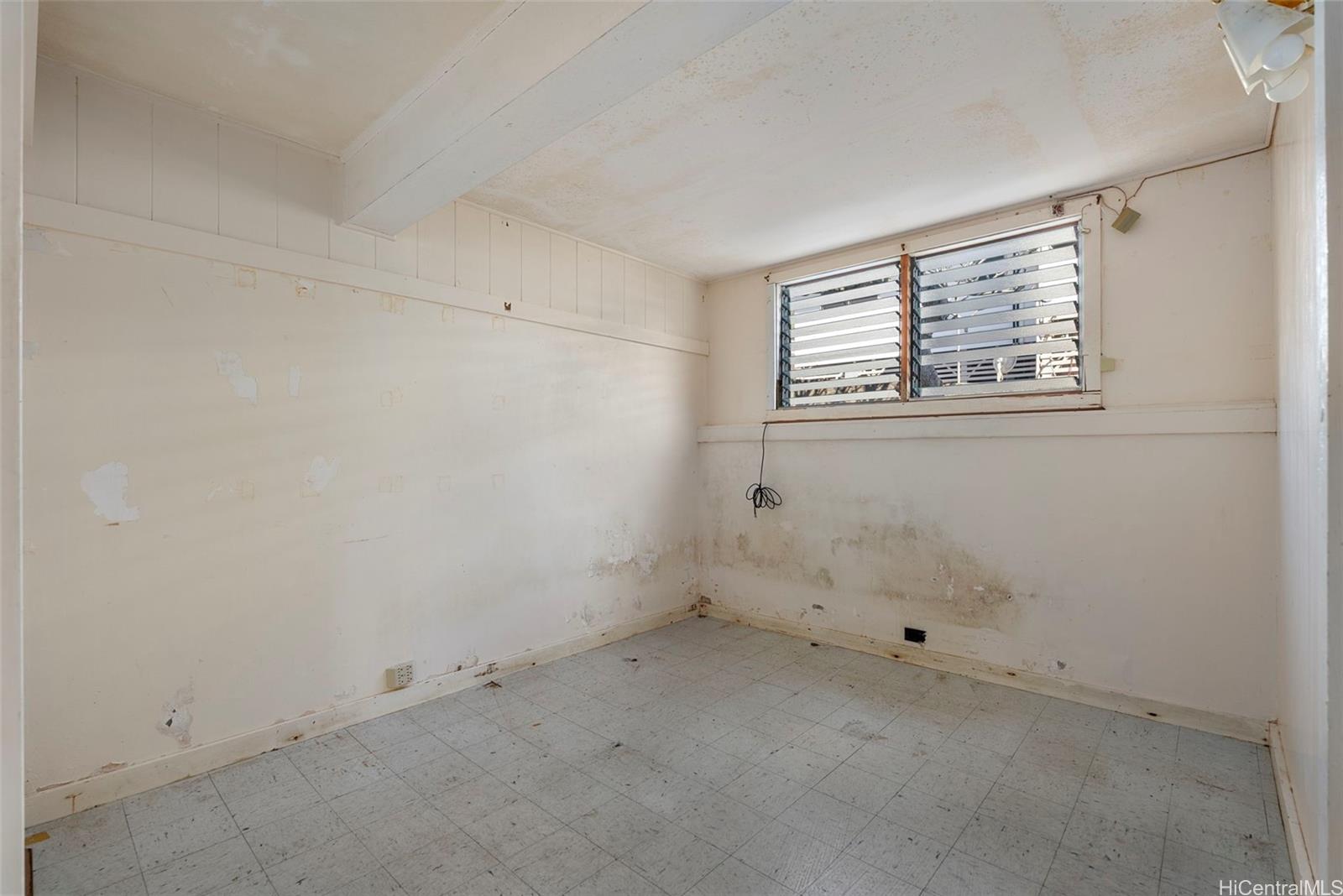 1468  Onipaa Street Moanalua Gardens, Honolulu home - photo 15 of 25