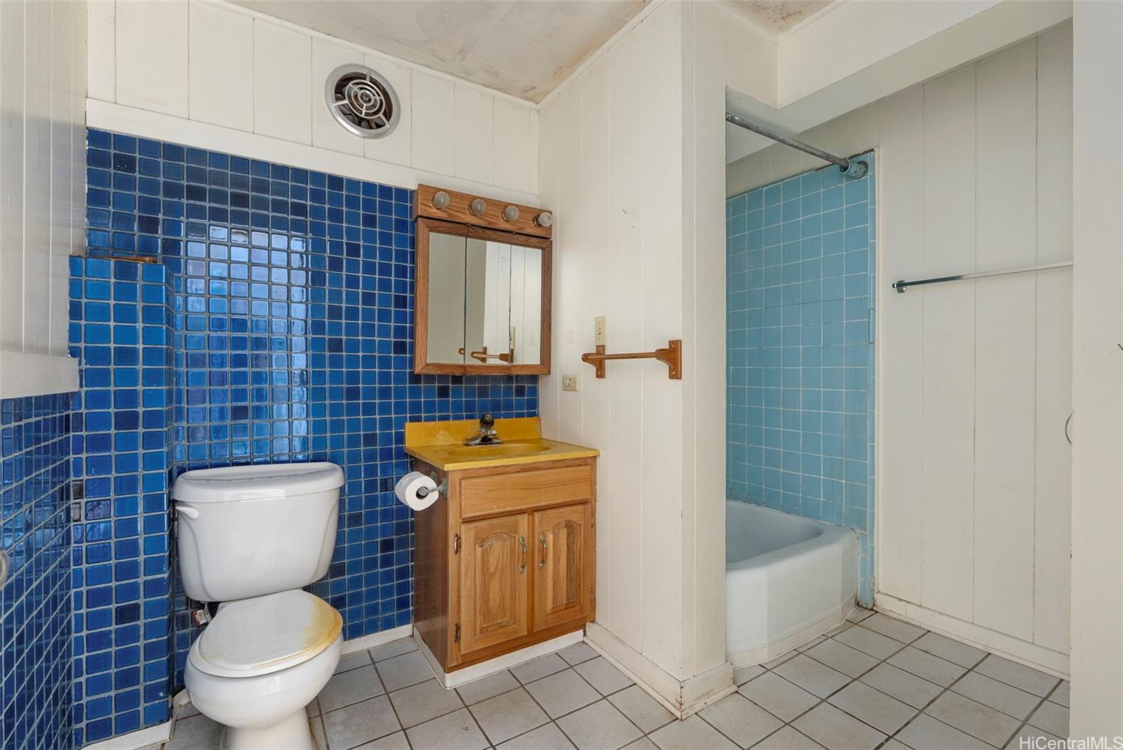 1468  Onipaa Street Moanalua Gardens, Honolulu home - photo 16 of 25