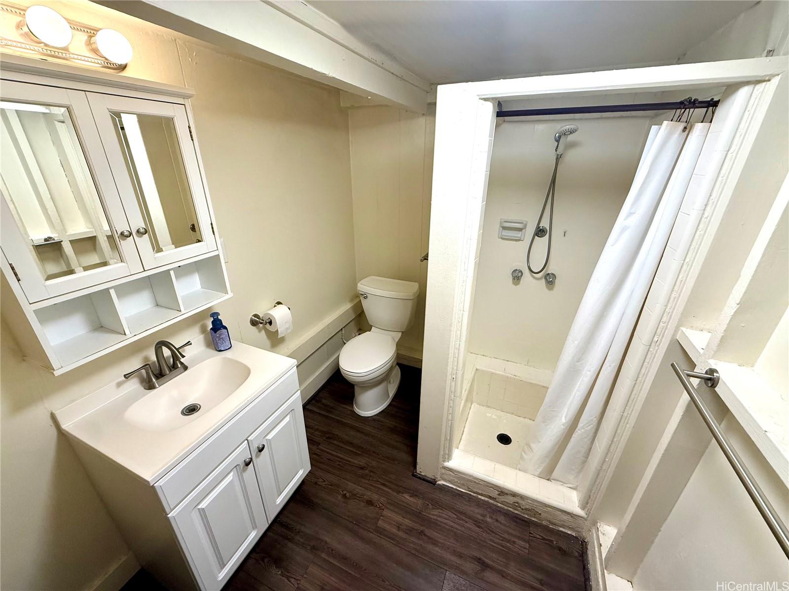 1469 Alewa Drive Honolulu - Rental - photo 7 of 11