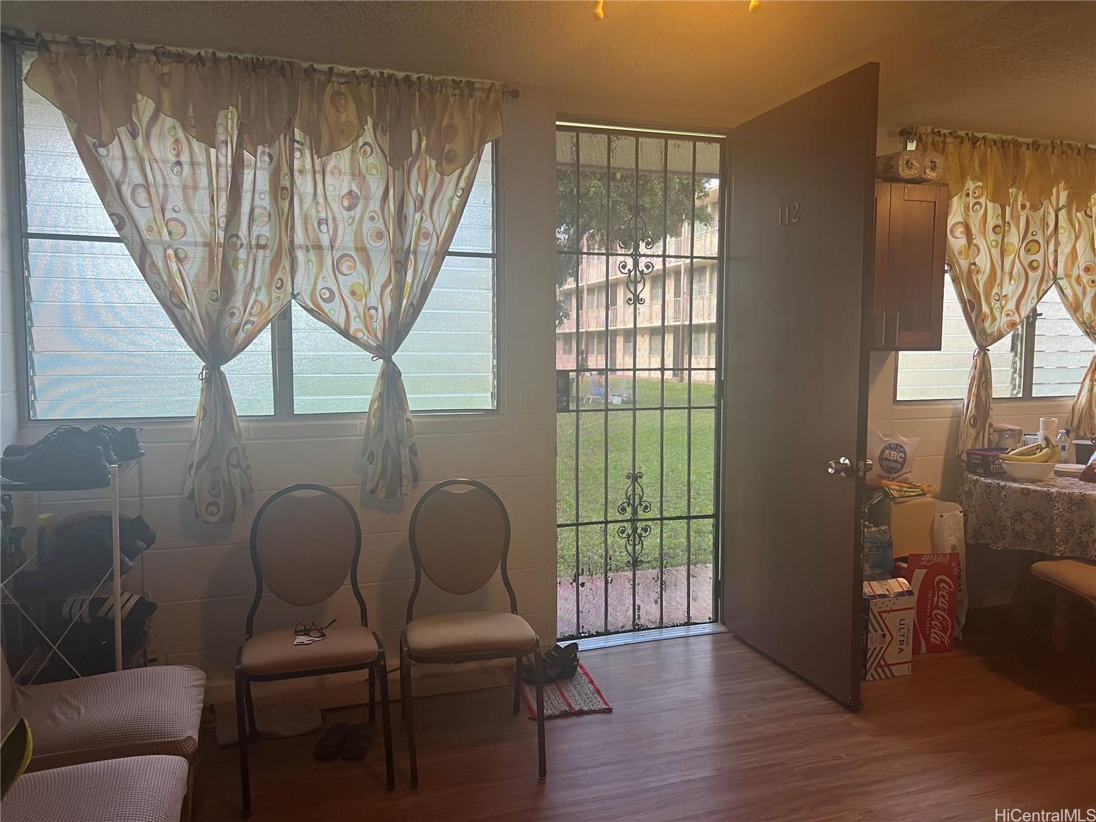 Bishop Gardens condo # B112, HONOLULU, Hawaii - photo 2 of 5