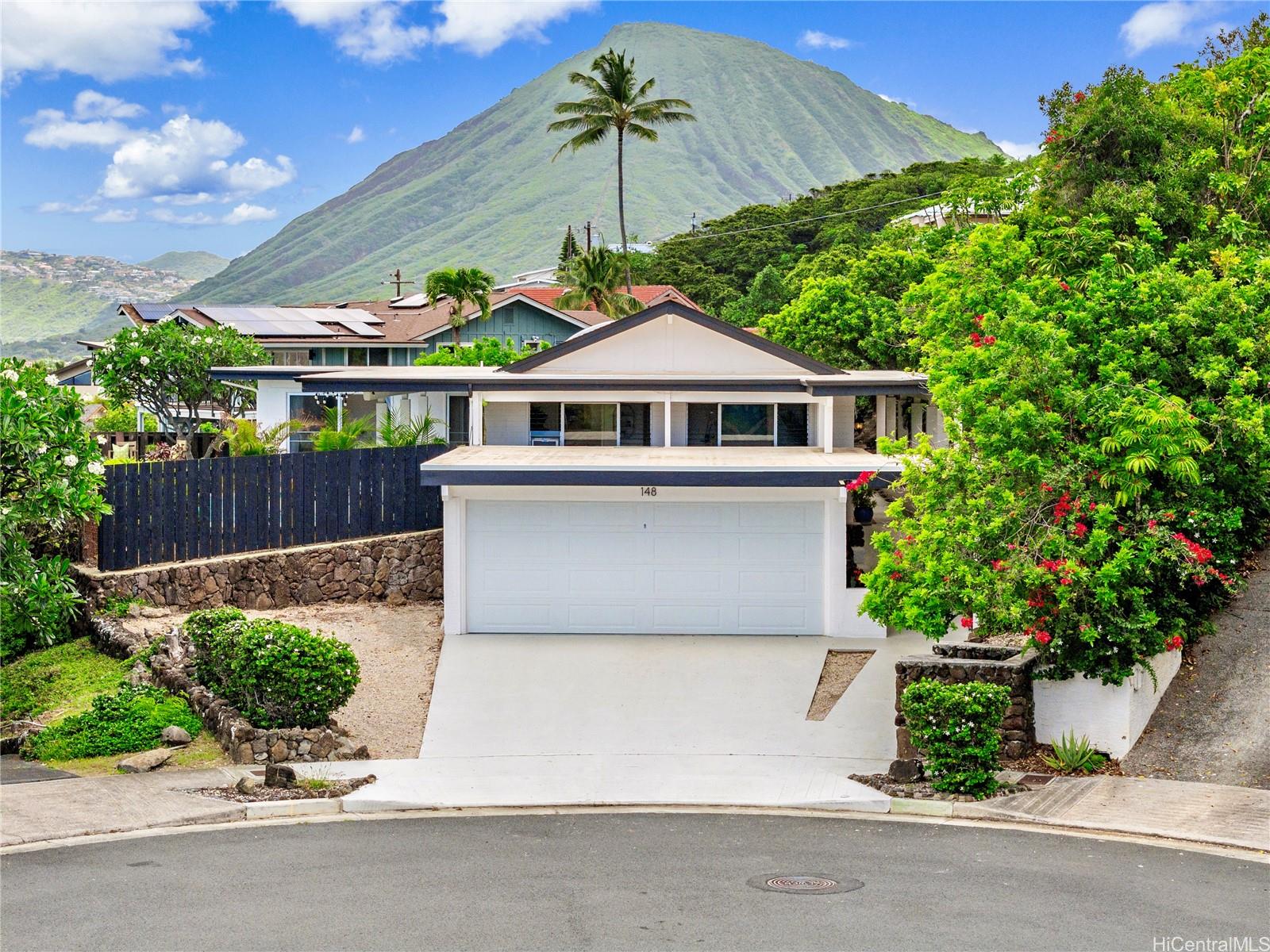 148  Makaweli Street Triangle, Hawaii Kai home - photo 3 of 25