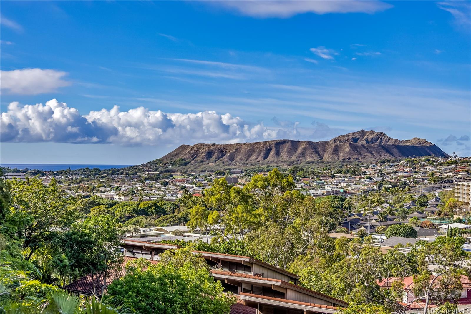 1487 Hiikala Place townhouse # 39, Honolulu, Hawaii - photo 3 of 25