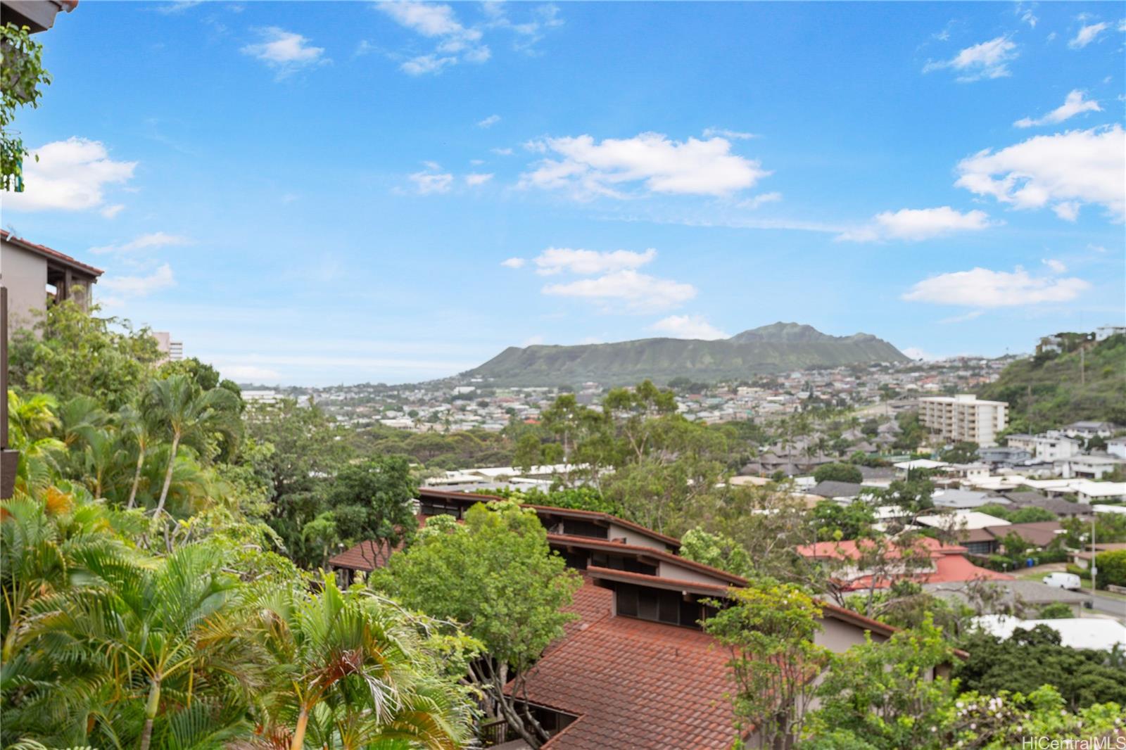 1487 Hiikala Place Honolulu - Rental - photo 2 of 13