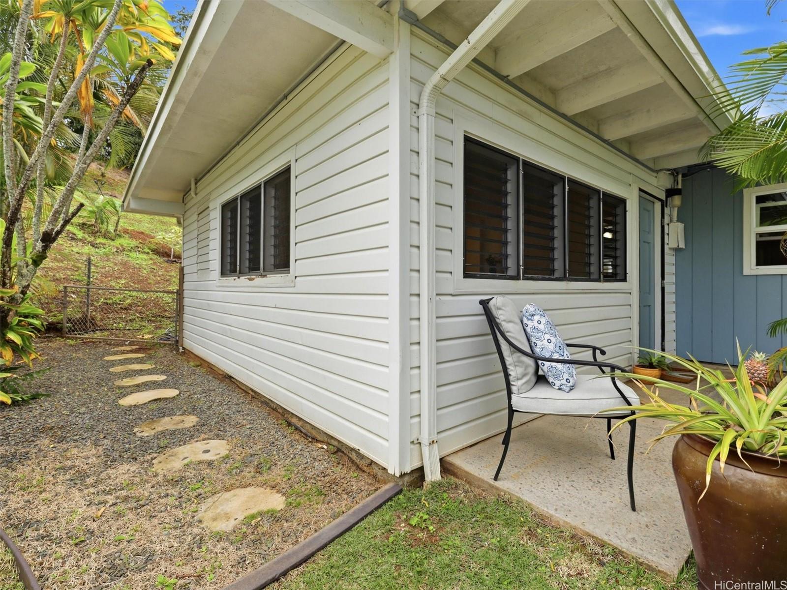 1499 Akeke Pl Kailua - Rental - photo 3 of 13