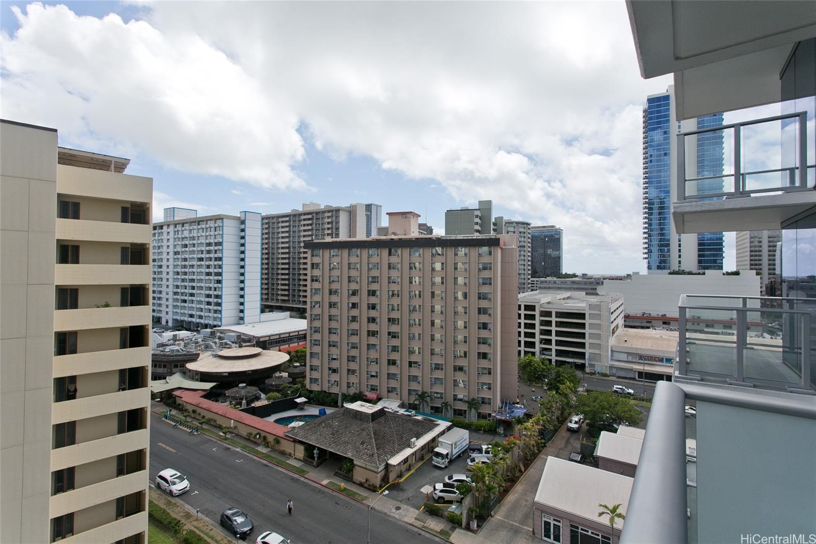 1500 Rycroft Street Honolulu - Rental - photo 8 of 24