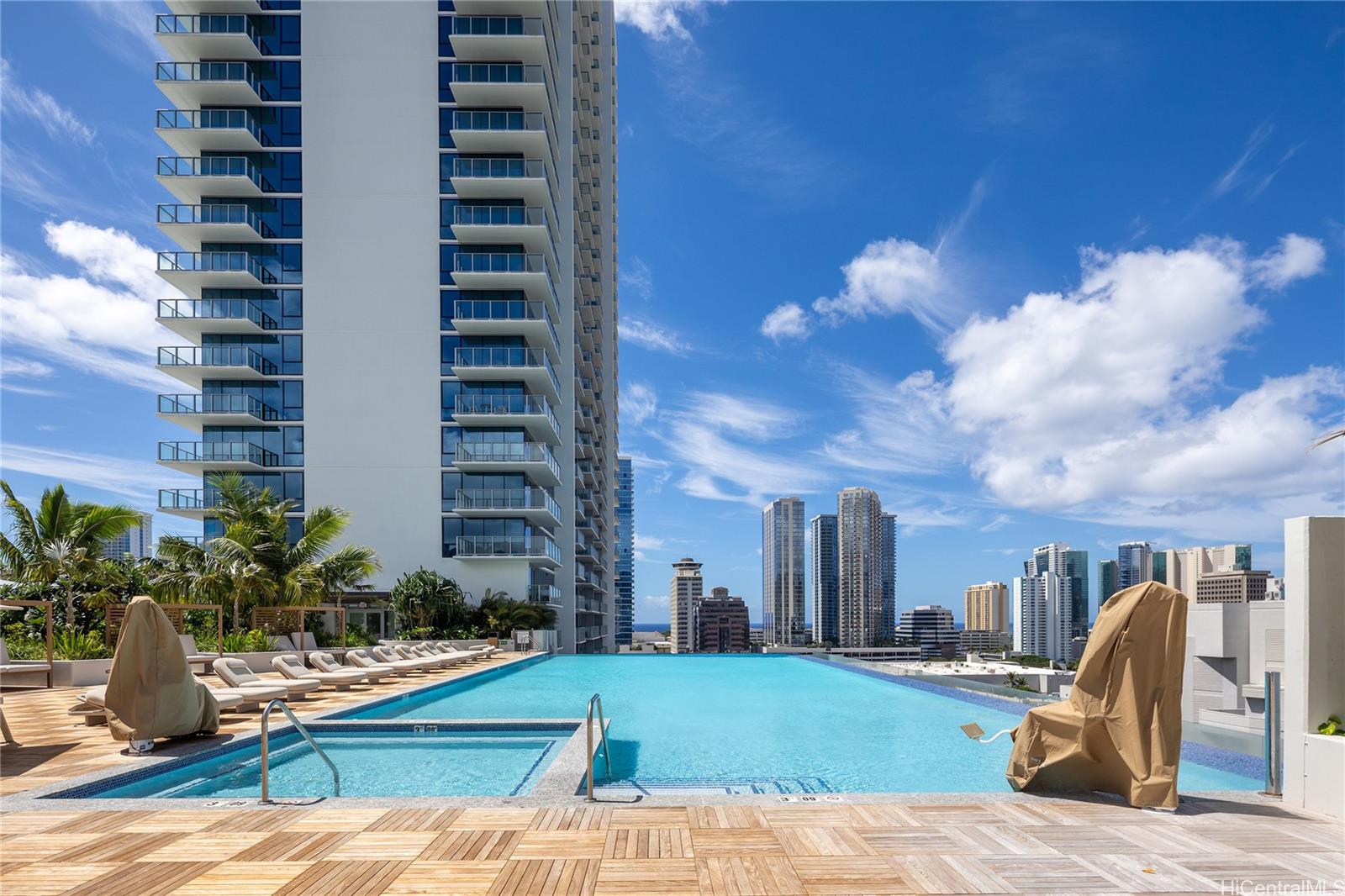 The Park on Keeaumoku condo # 1100R, Honolulu, Hawaii - photo 17 of 25