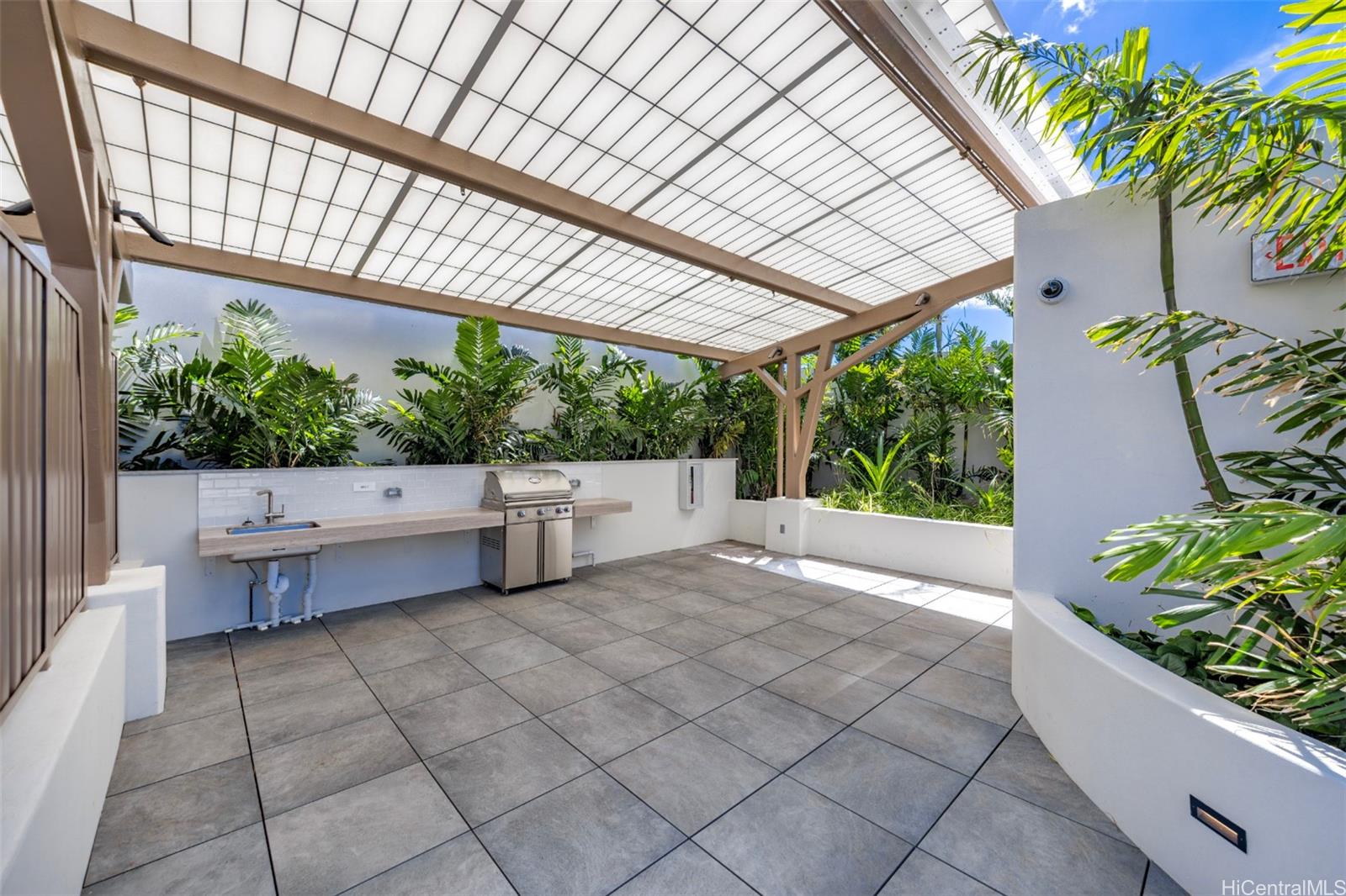 1500 Rycroft St Honolulu - Rental - photo 15 of 25