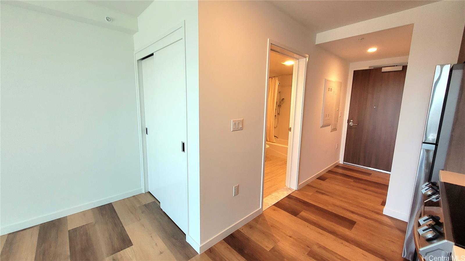 1500 Rycroft St Honolulu - Rental - photo 6 of 25