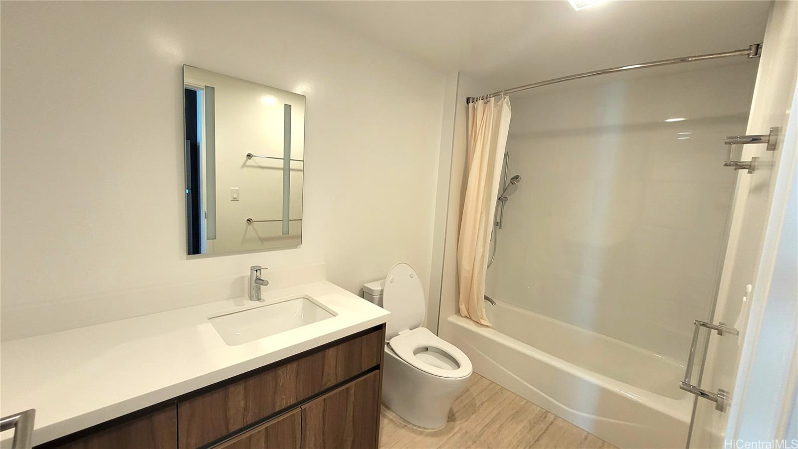 1500 Rycroft St Honolulu - Rental - photo 9 of 25