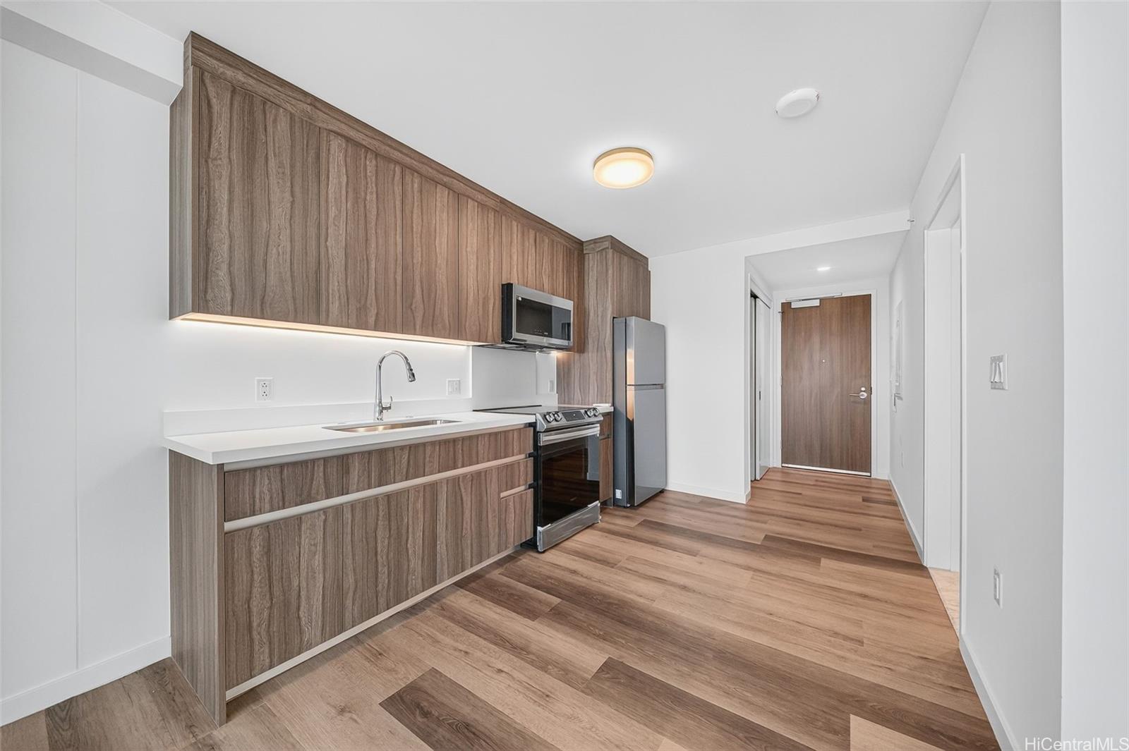 The Park on Keeaumoku condo # 1410R, Honolulu, Hawaii - photo 2 of 22