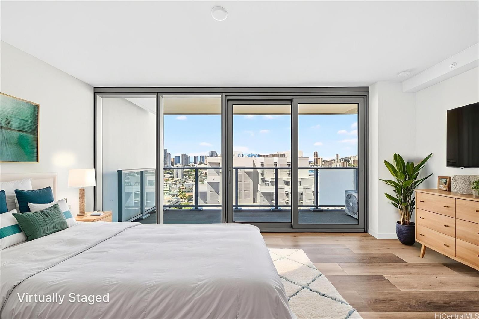 The Park on Keeaumoku condo # 1410R, Honolulu, Hawaii - photo 4 of 22