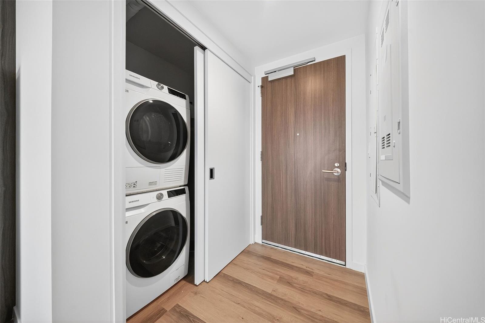 The Park on Keeaumoku condo # 1410R, Honolulu, Hawaii - photo 10 of 22