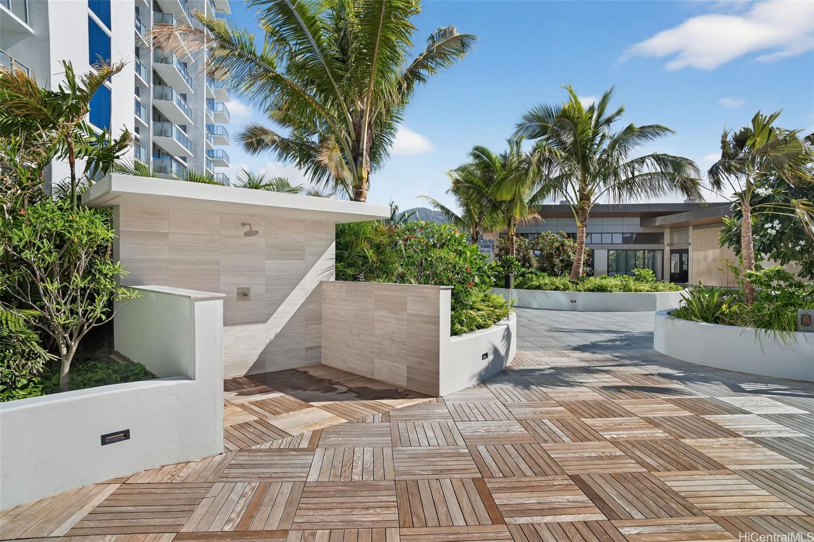 1500 Rycroft Street Honolulu - Rental - photo 12 of 22