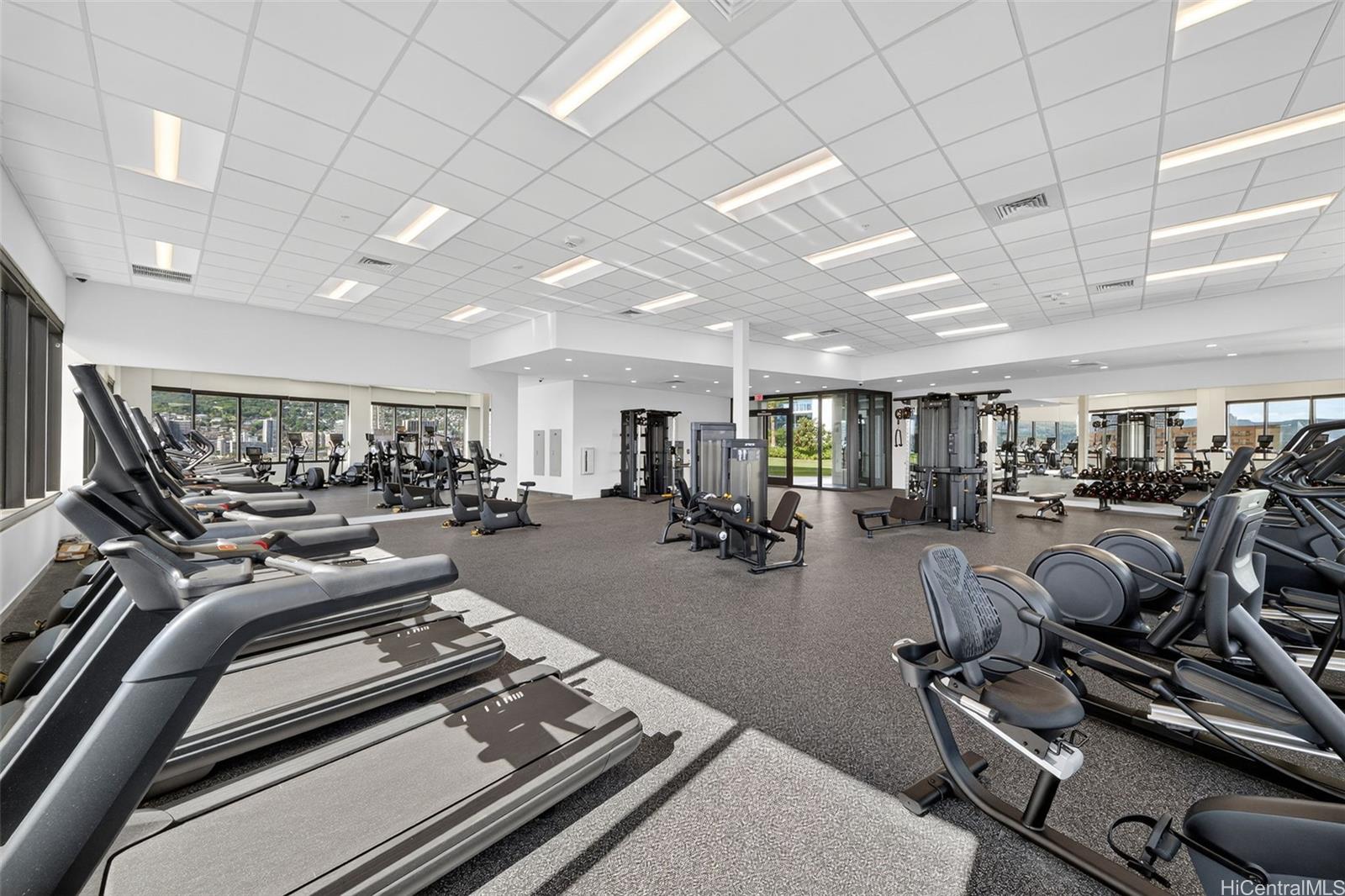 1500 Rycroft Street Honolulu - Rental - photo 17 of 22