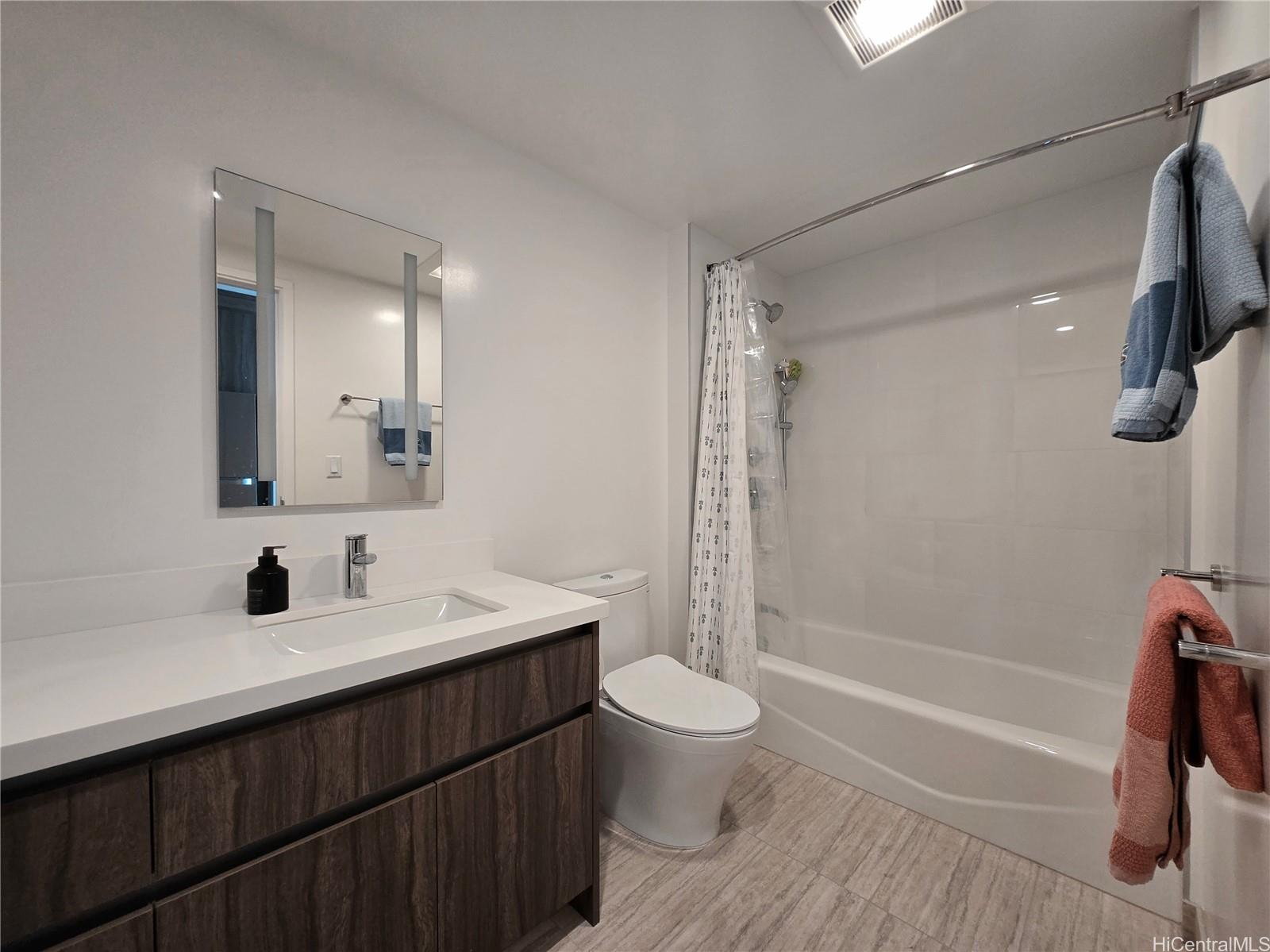 1500 Rycroft Street Honolulu - Rental - photo 5 of 22