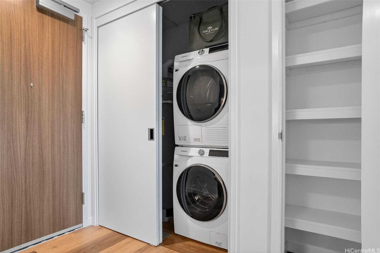 1500 Rycroft Street Honolulu - Rental - photo 13 of 25