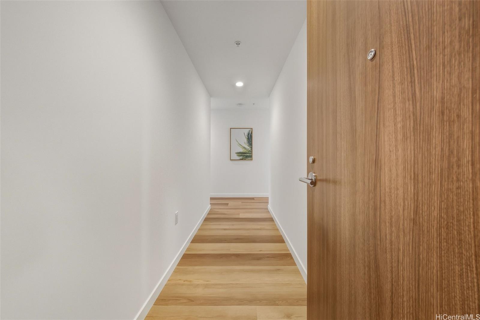 The Park on Keeaumoku condo # 1712R, Honolulu, Hawaii - photo 2 of 25