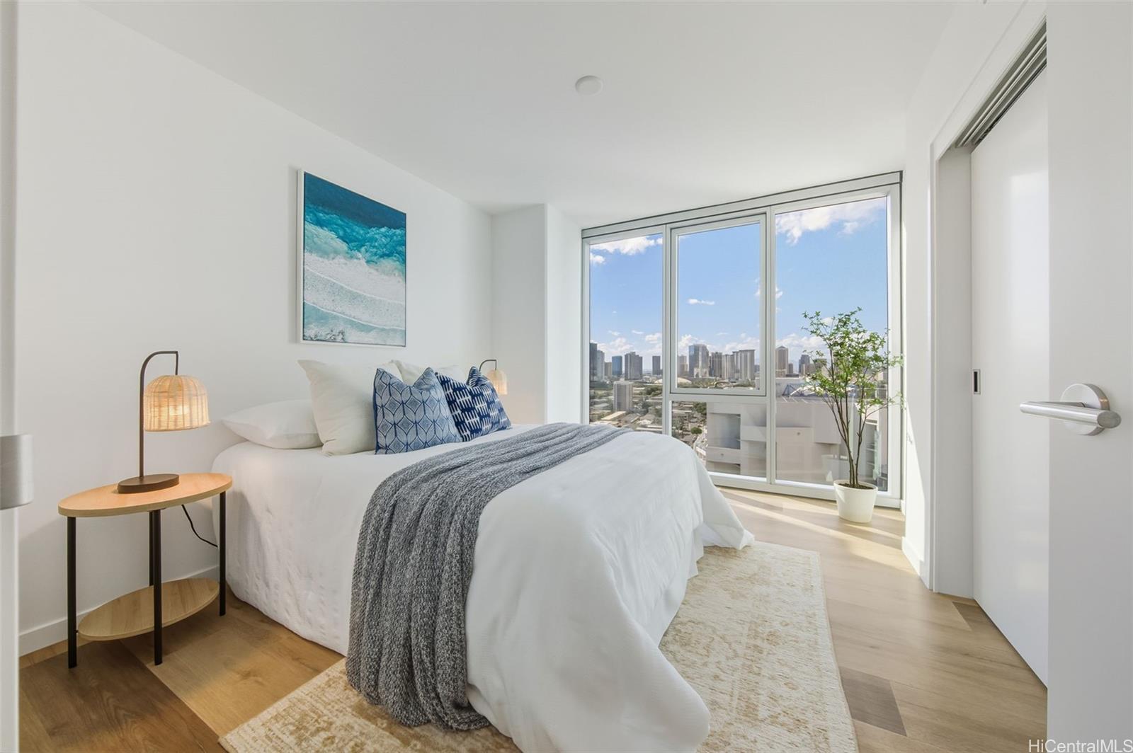 The Park on Keeaumoku condo # 1712R, Honolulu, Hawaii - photo 11 of 25